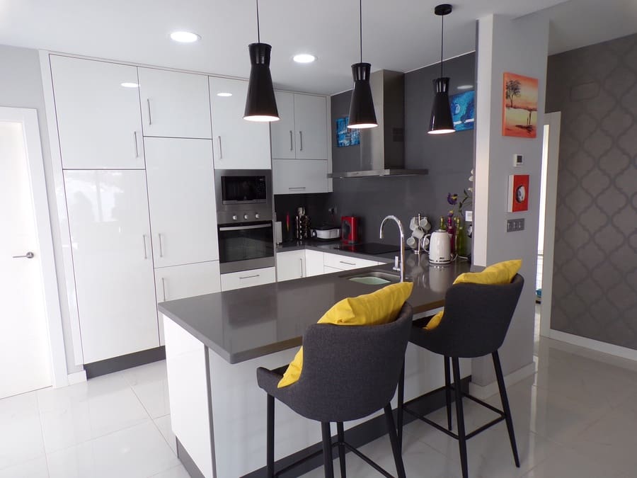3 makuuhuone Huvila myytävänä paikassa Villamartin mukana uima-altaan - 435 000 € (Ref: 9942912)