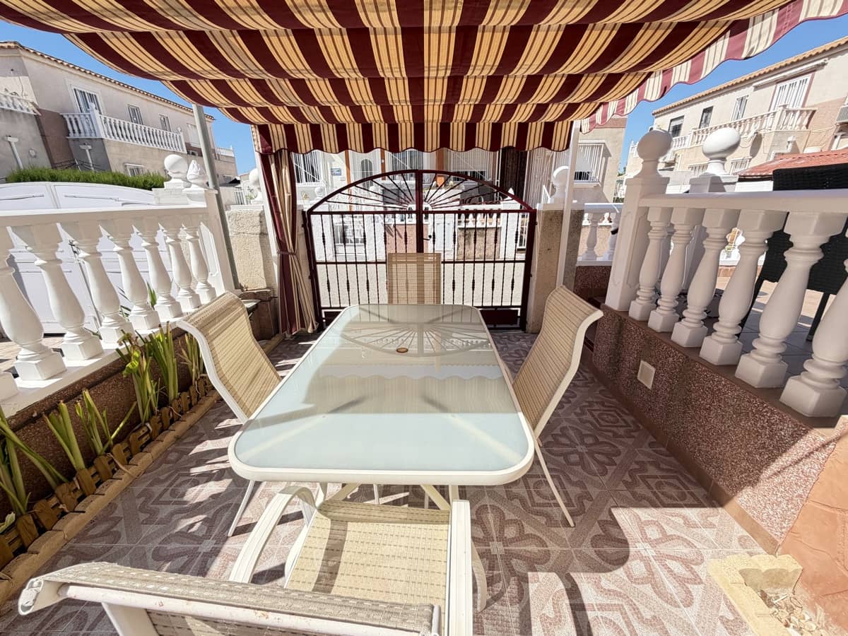 3 sypialnia Dom na sprzedaż w Cabo Roig z basenem - 229 995 € (Ref: 9948763)