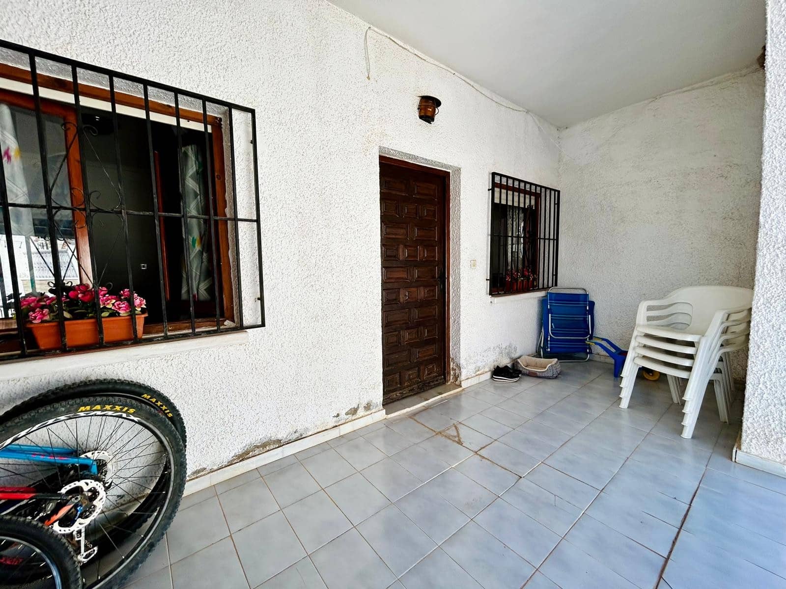 2 makuuhuone Paritalo myytävänä paikassa Torrevieja - 114 000 € (Ref: 9953262)