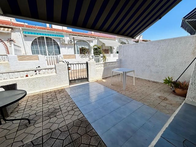 2 makuuhuone Paritalo myytävänä paikassa Torrevieja - 114 000 € (Ref: 9953262)