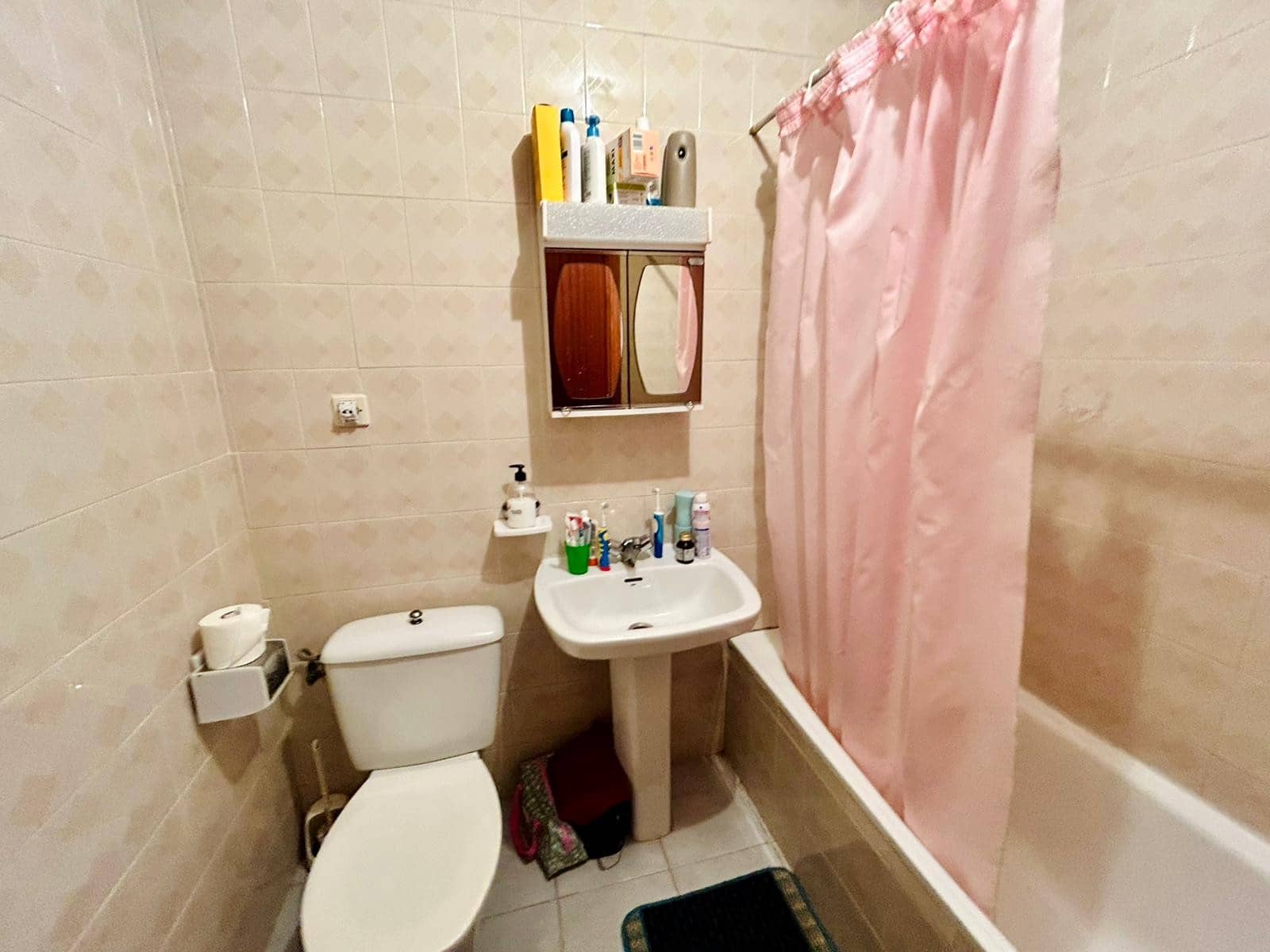 2 makuuhuone Paritalo myytävänä paikassa Torrevieja - 114 000 € (Ref: 9953262)