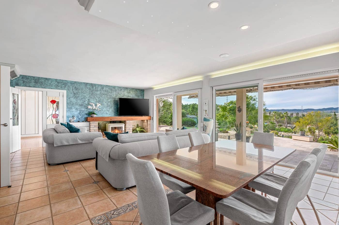 4 soveværelse Finca/Landehus til salg i Torremendo med swimmingpool - € 999.000 (Ref: 9953263)