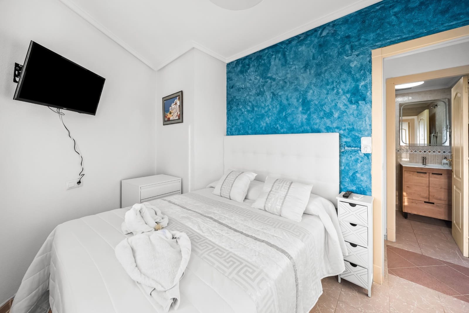 2 makuuhuone Bungalow myytävänä paikassa Torrevieja mukana uima-altaan - 172 900 € (Ref: 9953269)