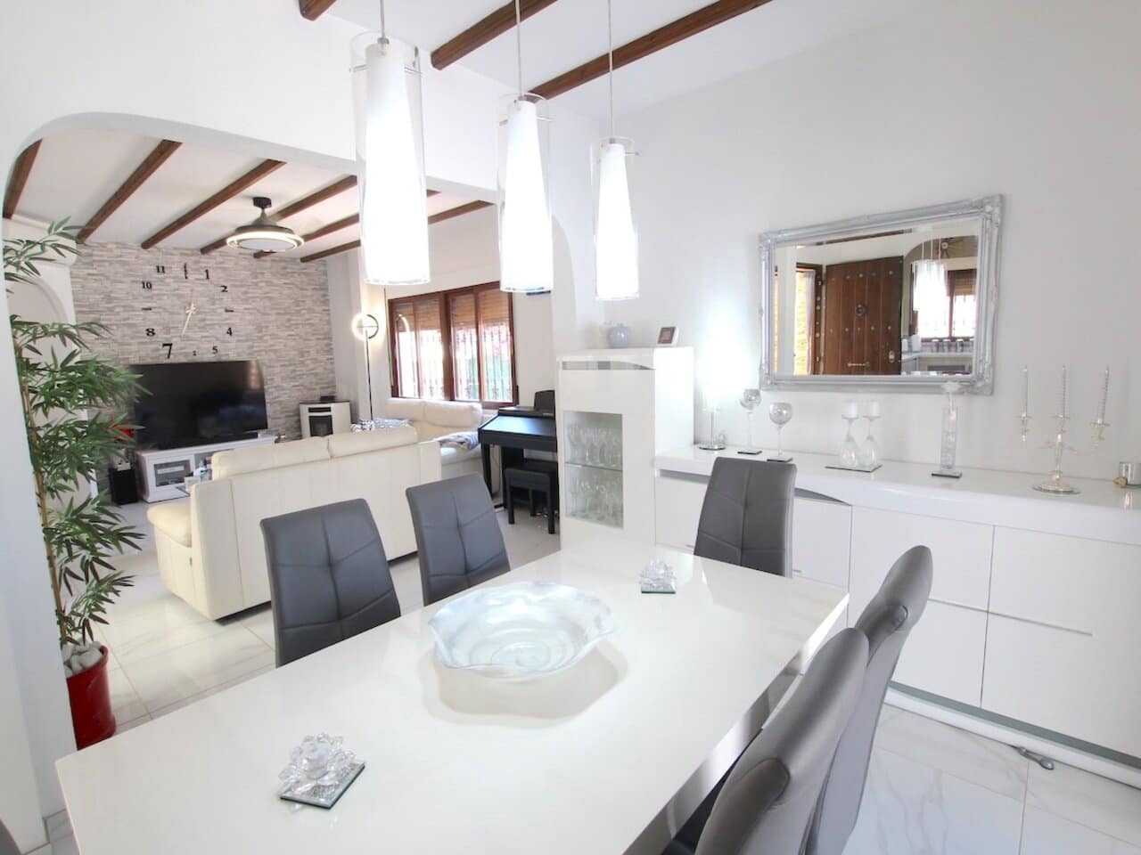 3 soveværelse Villa til salg i Formentera del Segura med swimmingpool - € 425.000 (Ref: 9953271)