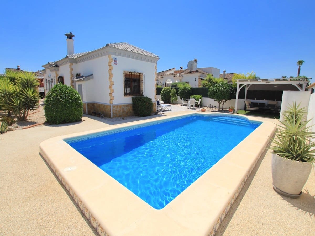 3 soveværelse Villa til salg i Formentera del Segura med swimmingpool - € 425.000 (Ref: 9953271)