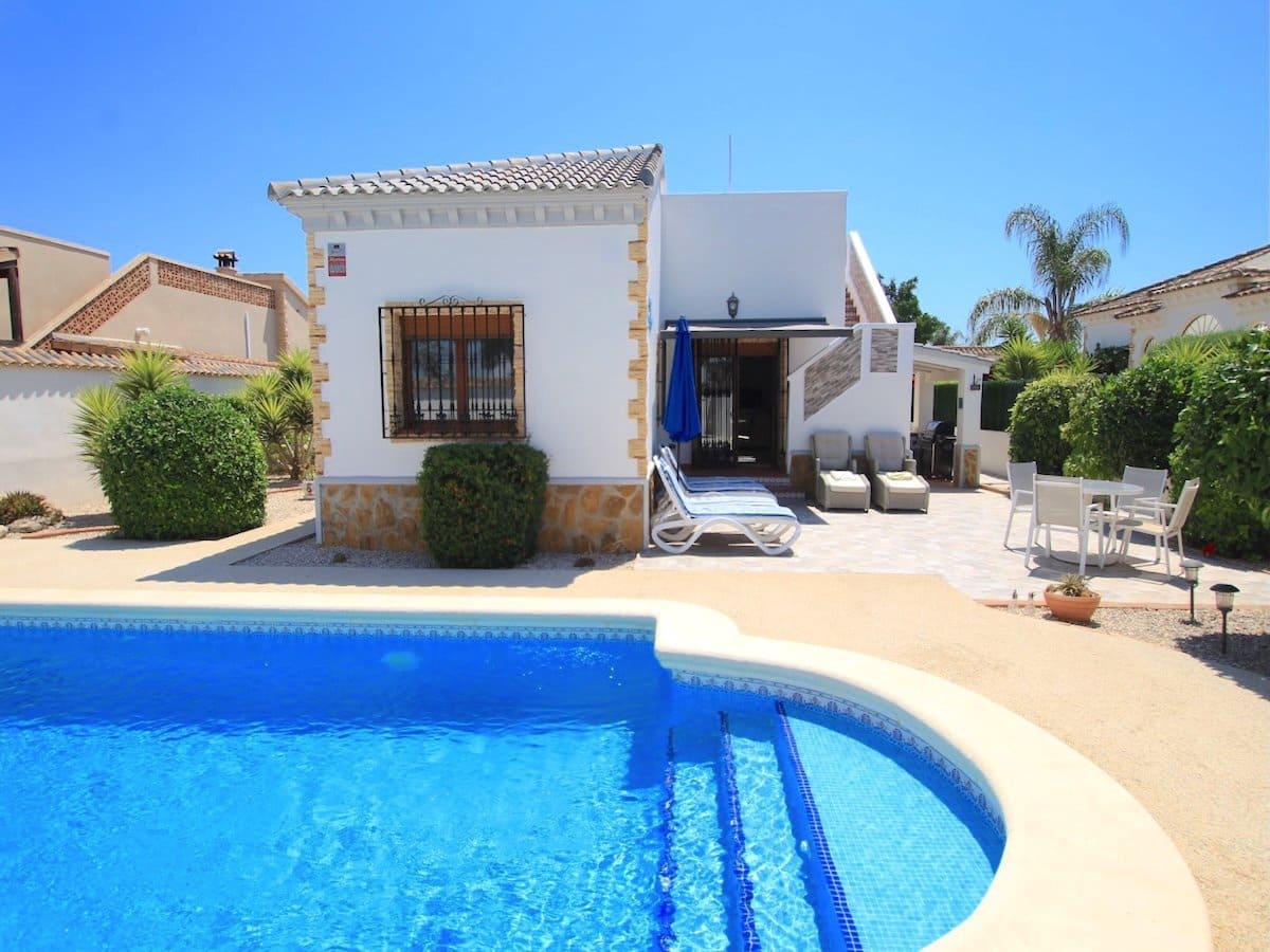 3 soveværelse Villa til salg i Formentera del Segura med swimmingpool - € 425.000 (Ref: 9953271)