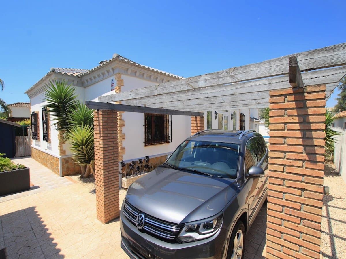 3 soveværelse Villa til salg i Formentera del Segura med swimmingpool - € 425.000 (Ref: 9953271)