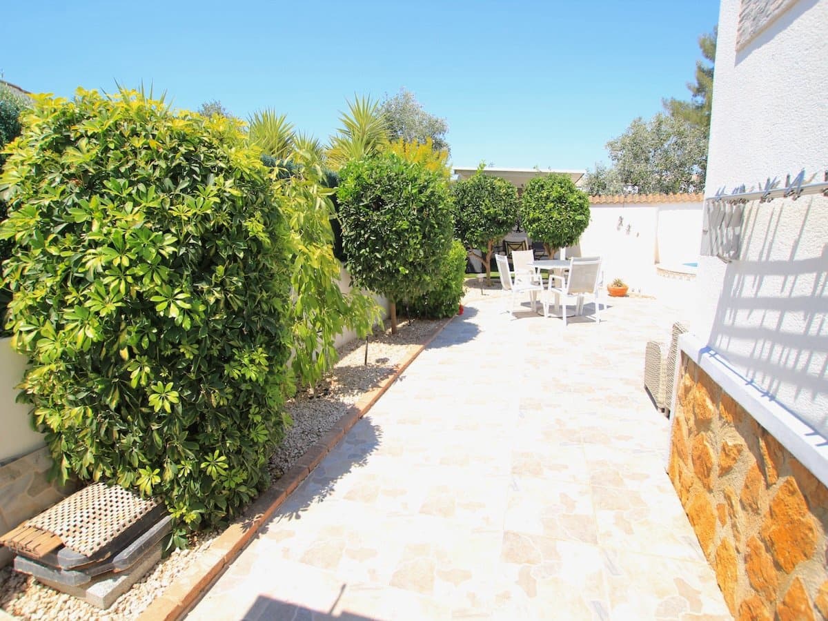 3 soveværelse Villa til salg i Formentera del Segura med swimmingpool - € 425.000 (Ref: 9953271)