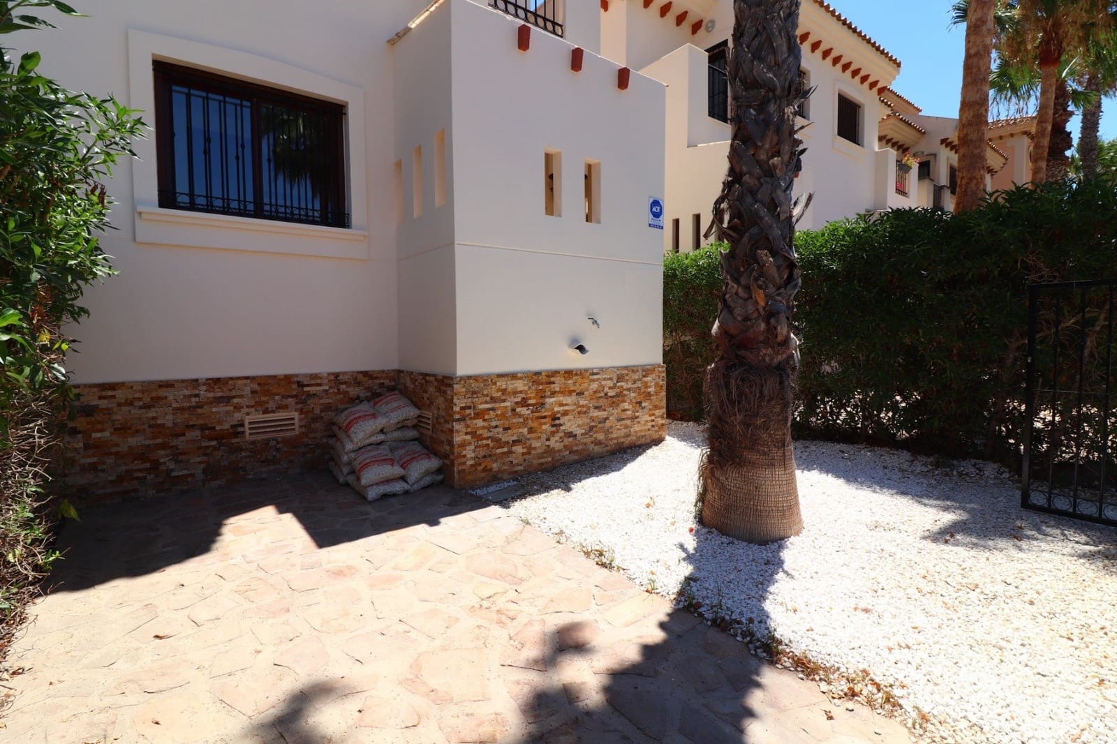 3 soverom Villa til salgs i Algorfa med svømmebasseng garasje - € 235 000 (Ref: 9953277)