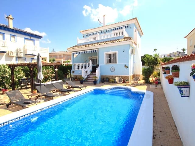 5 Zimmer Villa zu verkaufen in Ciudad Quesada, Rojales mit Pool - 525.000 € (Ref: 9953281)