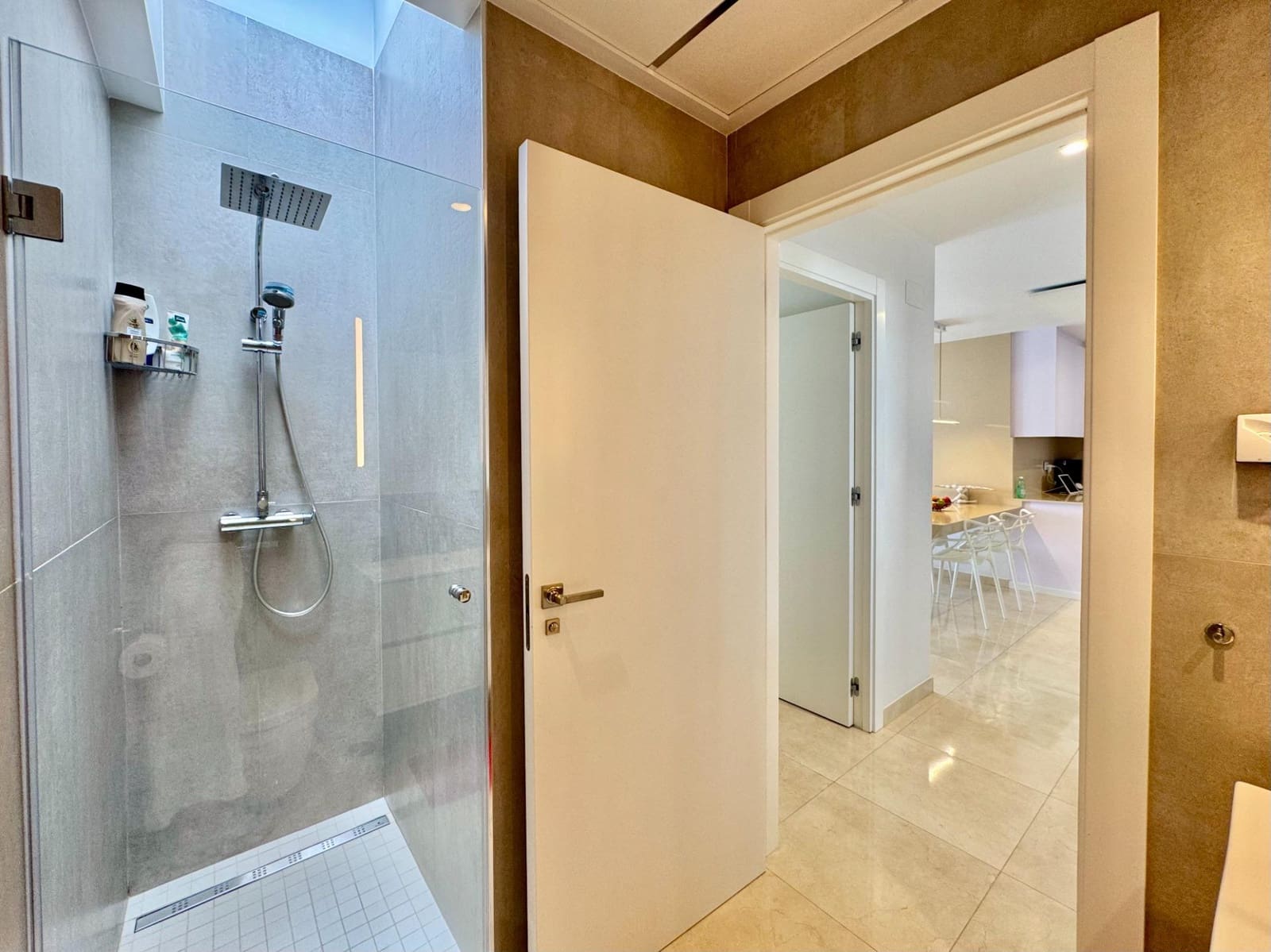 3 Zimmer Villa zu verkaufen in San Miguel de Salinas mit Pool Garage - 399.000 € (Ref: 9959160)