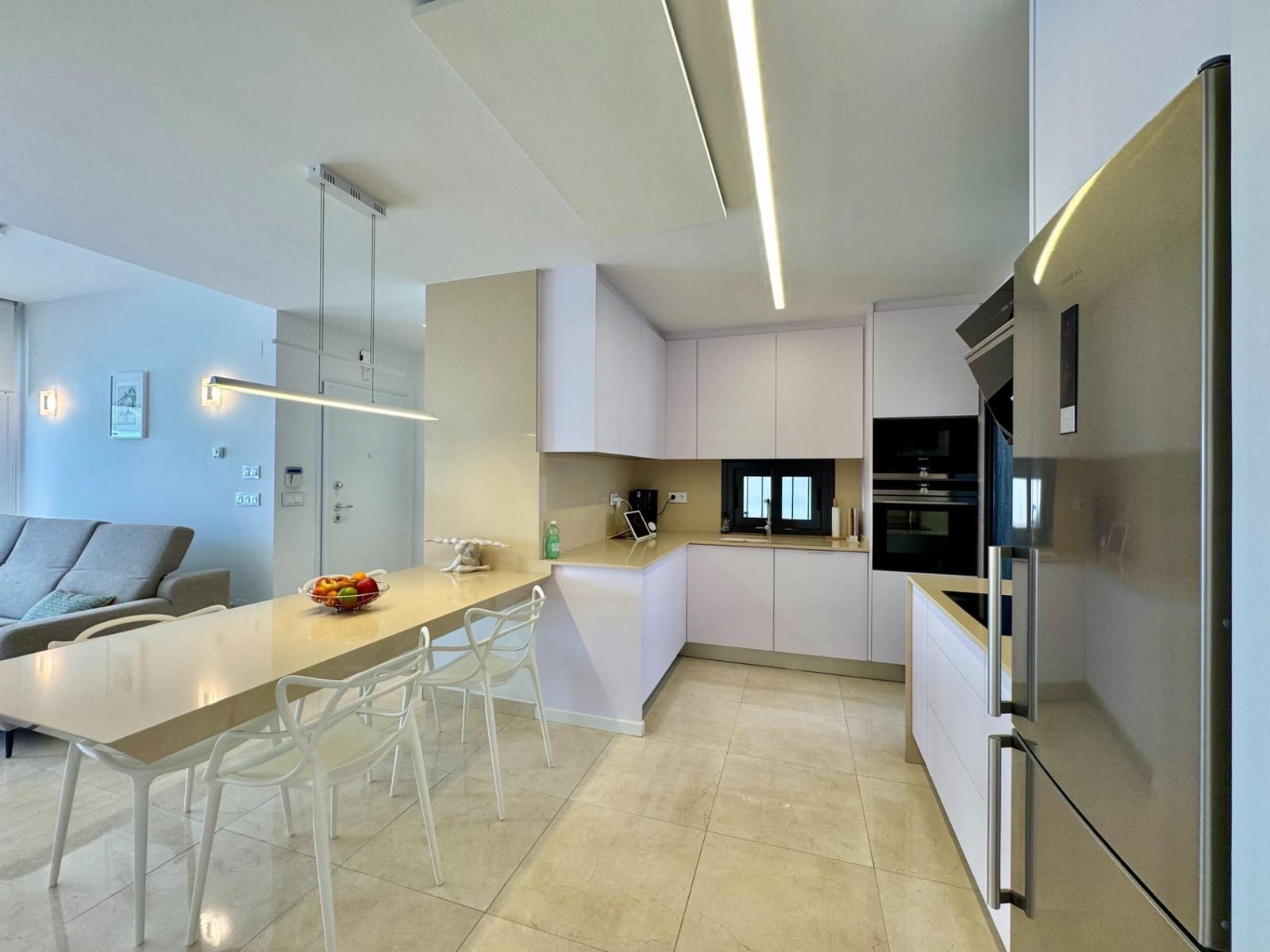 3 Zimmer Villa zu verkaufen in San Miguel de Salinas mit Pool Garage - 399.000 € (Ref: 9959160)