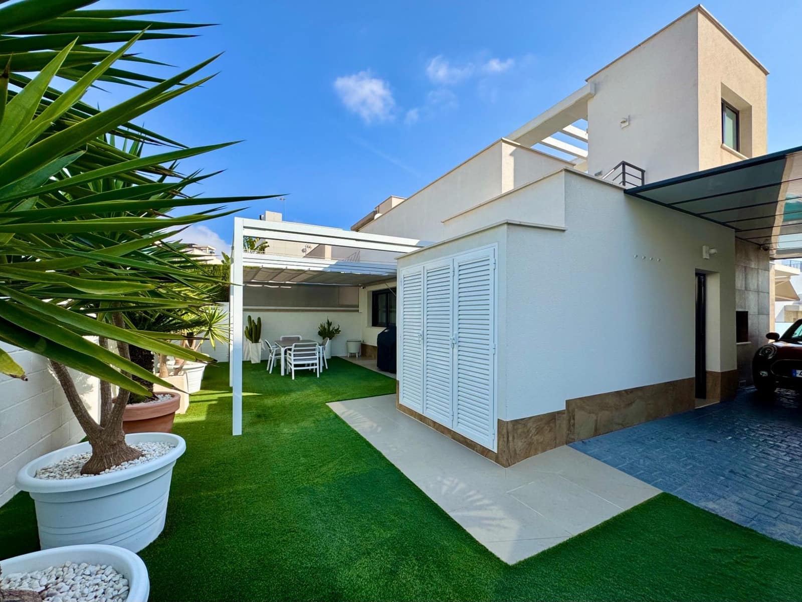 3 Zimmer Villa zu verkaufen in San Miguel de Salinas mit Pool Garage - 399.000 € (Ref: 9959160)