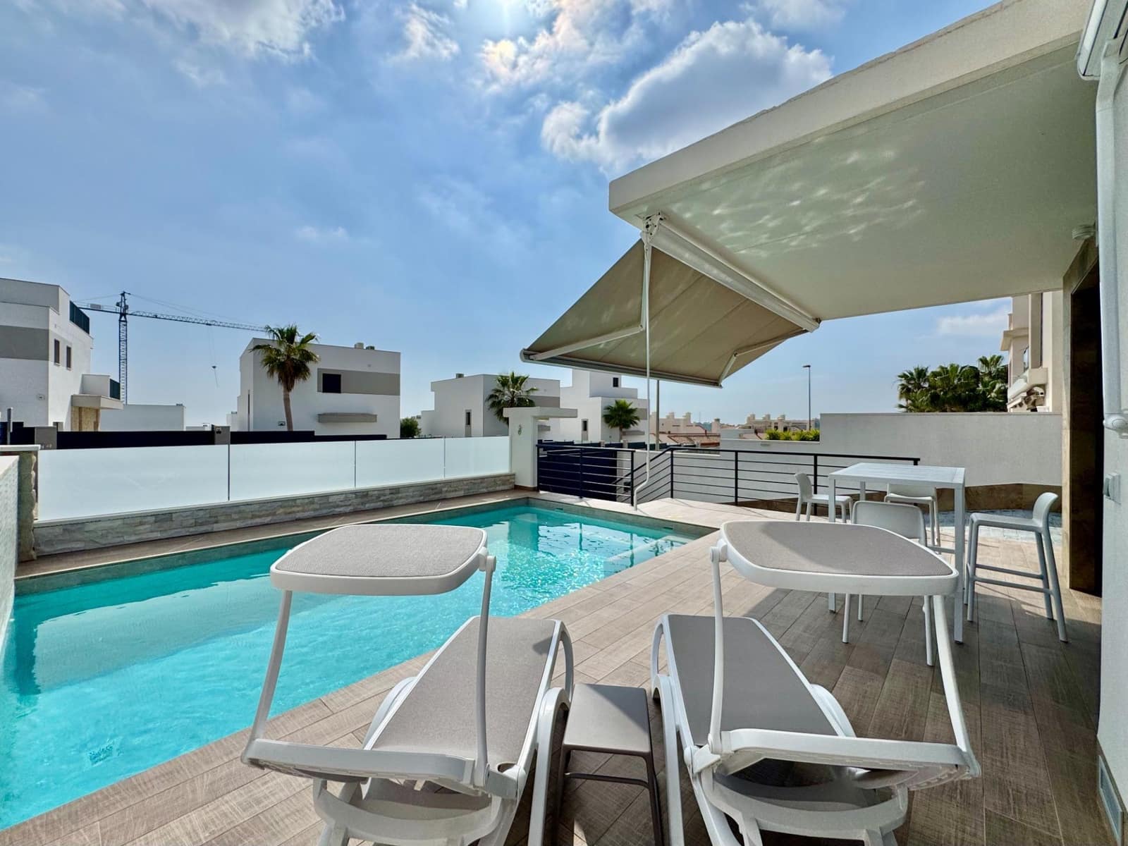 3 Zimmer Villa zu verkaufen in San Miguel de Salinas mit Pool Garage - 399.000 € (Ref: 9959160)