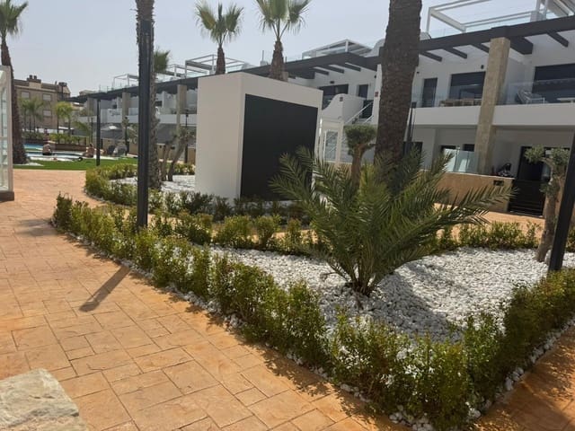 3 chambre Appartement à vendre à Orihuela Costa, Orihuela - 360 000 € (Ref: 9959162)