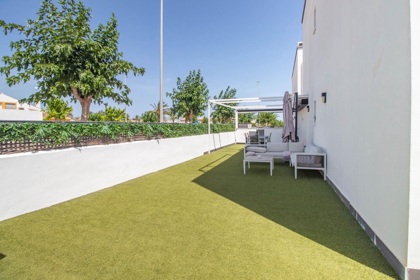 Bungalow de 2 habitaciones en Pilar de la Horadada en venta con piscina - 293.900 € (Ref: 9959181)