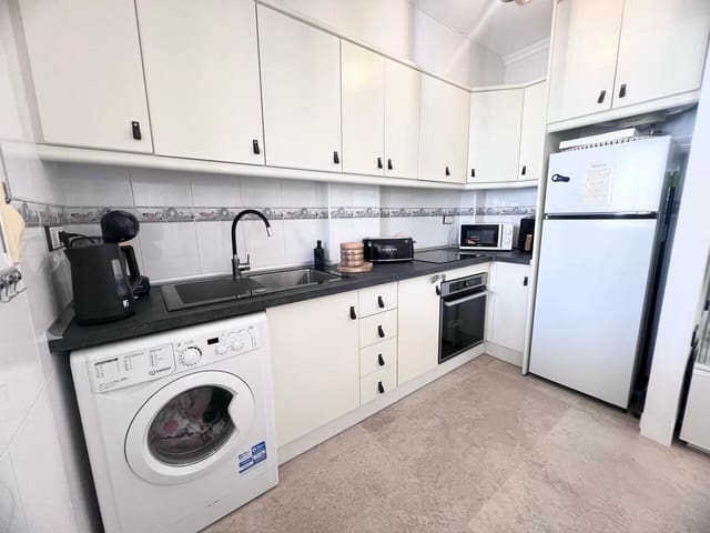 2 soverom Leilighet til salgs i Los Altos med svømmebasseng - € 159 000 (Ref: 9961207)