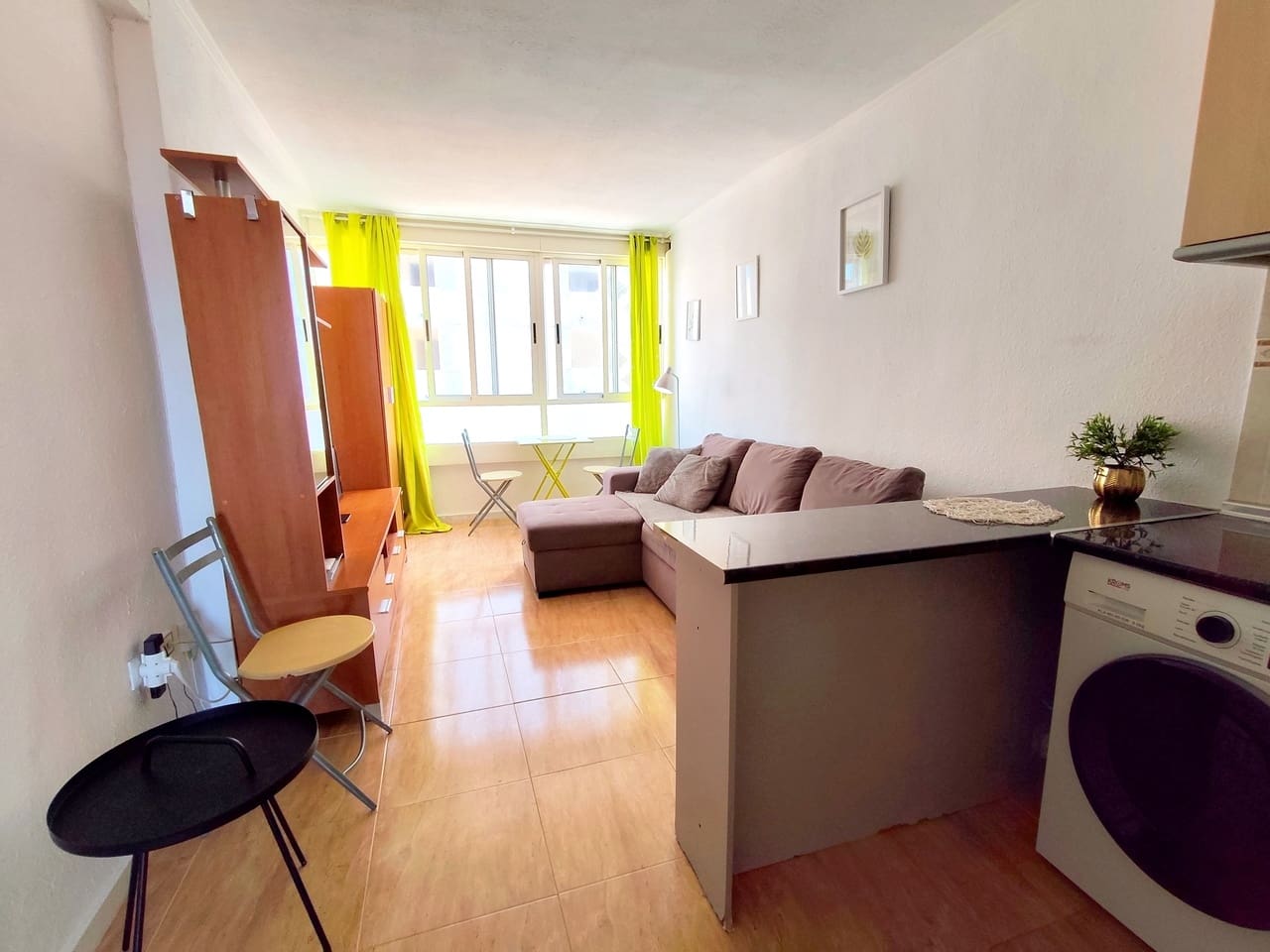 1 sypialnia Apartament na sprzedaż w Torrevieja z basenem garażem - 127 000 € (Ref: 9964342)