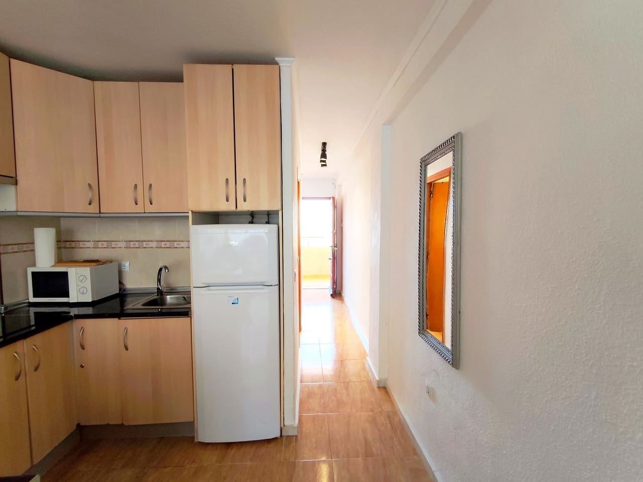1 sypialnia Apartament na sprzedaż w Torrevieja z basenem garażem - 127 000 € (Ref: 9964342)