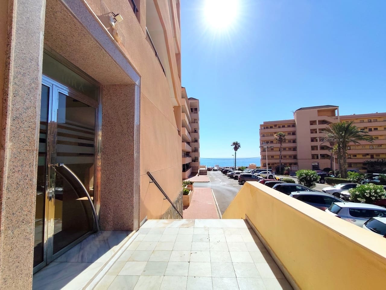 1 sypialnia Apartament na sprzedaż w Torrevieja z basenem garażem - 127 000 € (Ref: 9964342)