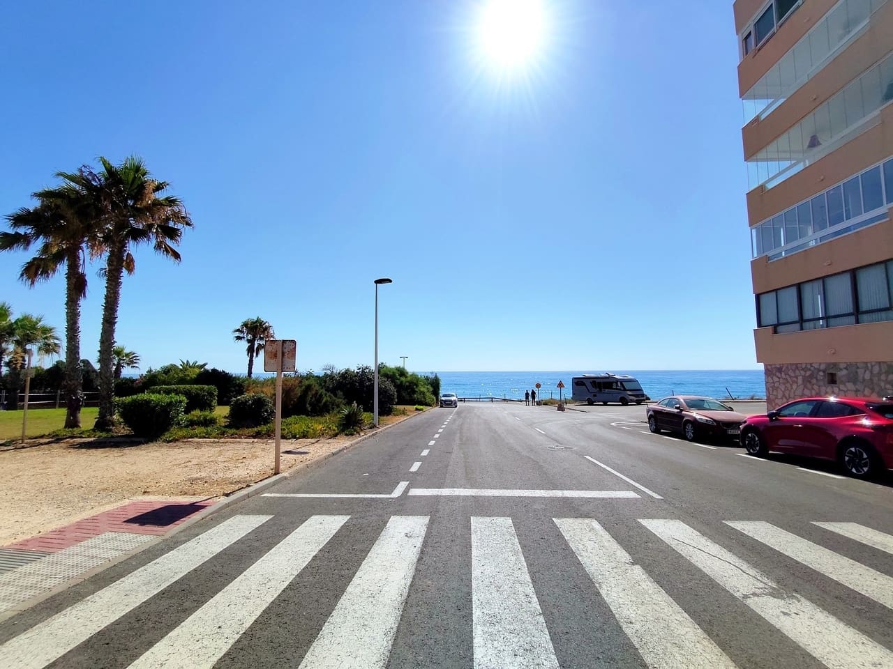1 sypialnia Apartament na sprzedaż w Torrevieja z basenem garażem - 127 000 € (Ref: 9964342)