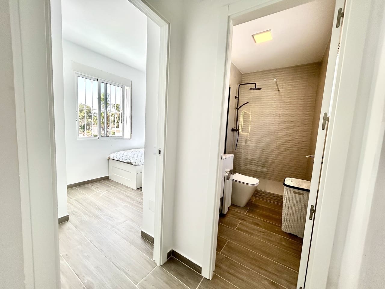 5 chambre Villa/Maison à vendre à Villamartin avec piscine garage - 459 000 € (Ref: 9964461)