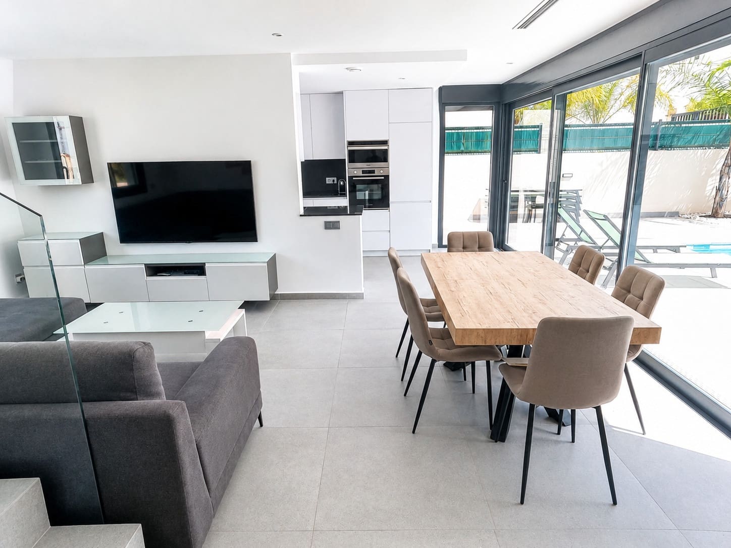 5 soverom Villa til salgs i Algorfa med svømmebasseng garasje - € 550 000 (Ref: 9965718)