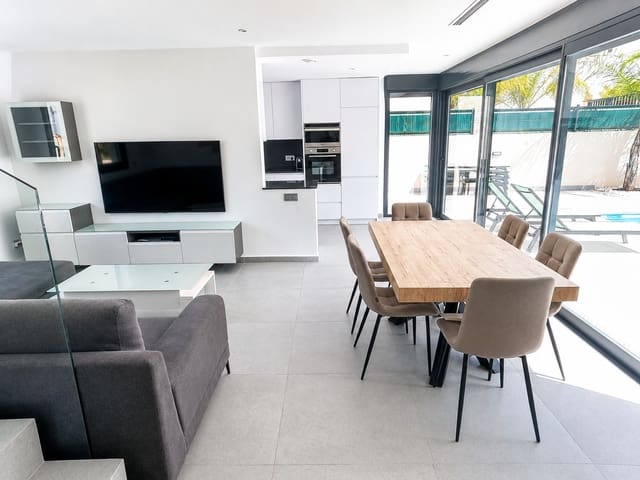 5 soverom Villa til salgs i Algorfa med svømmebasseng garasje - € 550 000 (Ref: 9965718)