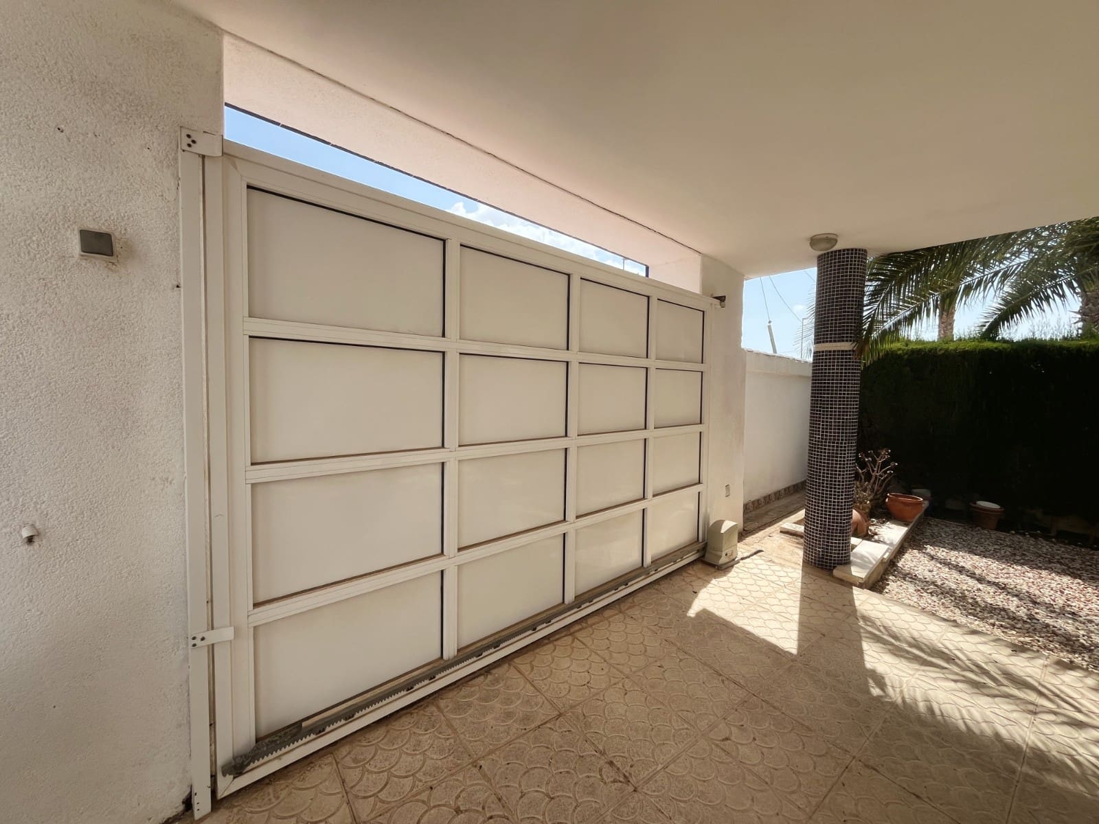 4 sypialnia Willa na sprzedaż w Ciudad Quesada z basenem - 585 000 € (Ref: 9965720)
