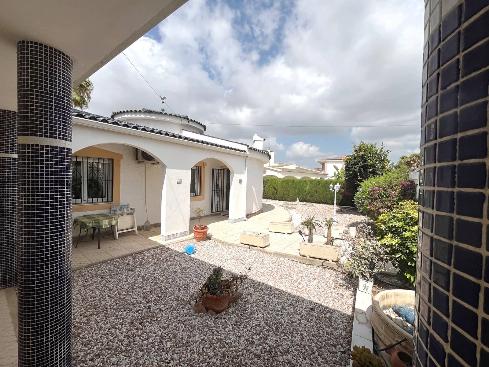4 sypialnia Willa na sprzedaż w Ciudad Quesada z basenem - 585 000 € (Ref: 9965720)