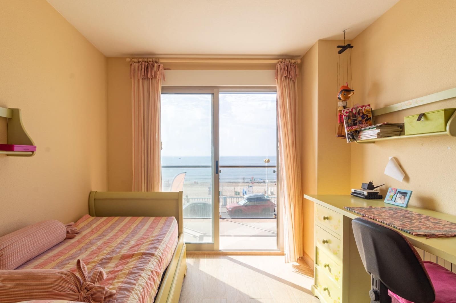 4 slaapkamer Appartement te koop in Torrevieja met zwembad - € 680.000 (Ref: 9967081)
