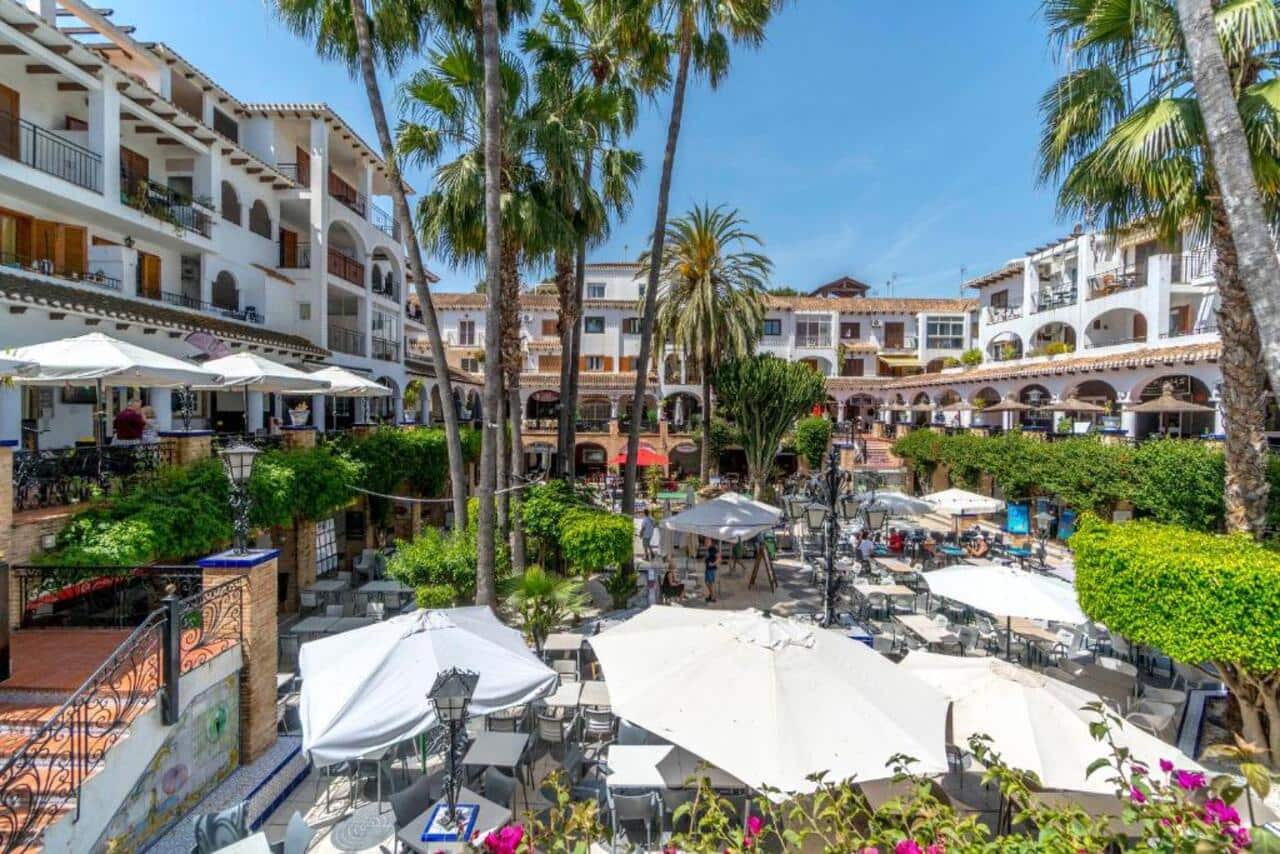 2 chambre Appartement à vendre à Villamartin avec piscine - 139 950 € (Ref: 9967089)