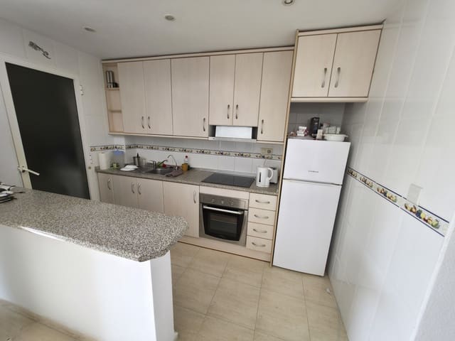 Apartamento de 2 habitaciones en Villamartin, Orihuela en venta con piscina - 139.950 € (Ref: 9967089)
