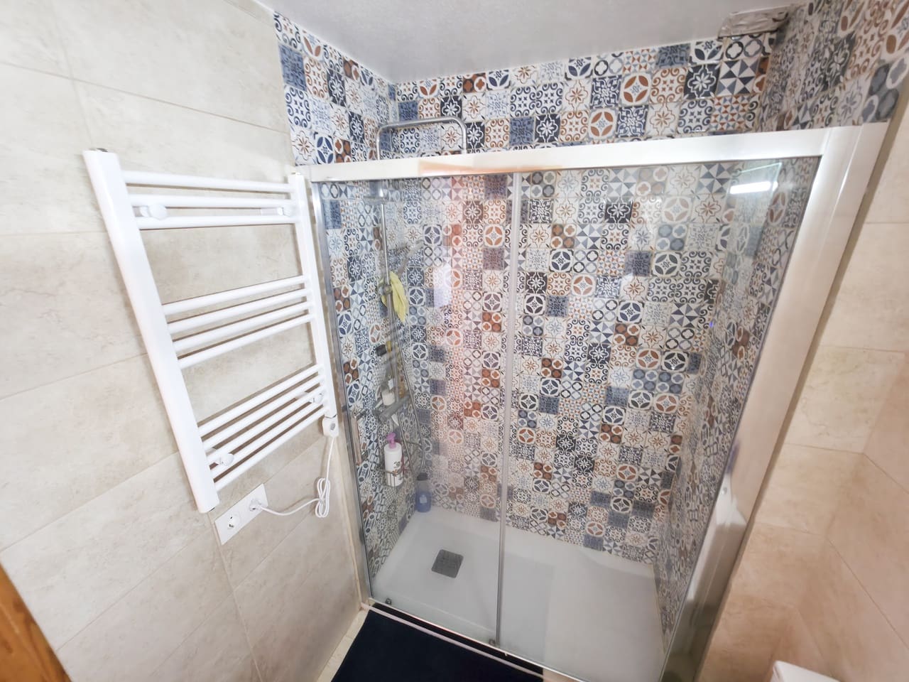 2 chambre Appartement à vendre à Villamartin avec piscine - 139 950 € (Ref: 9967089)