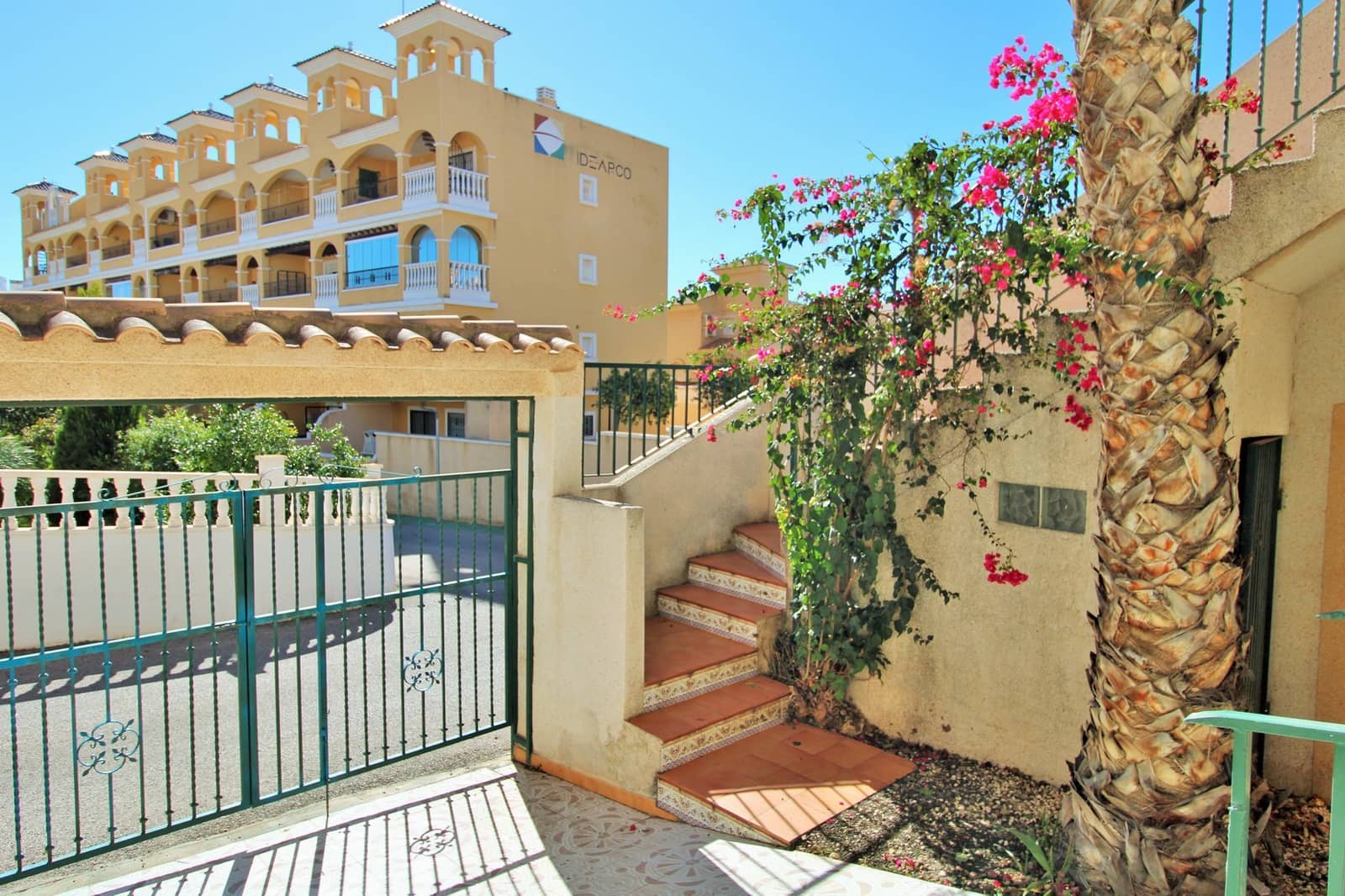 3 soverom Hus til salgs i Villamartin med svømmebasseng - € 249 990 (Ref: 9981500)