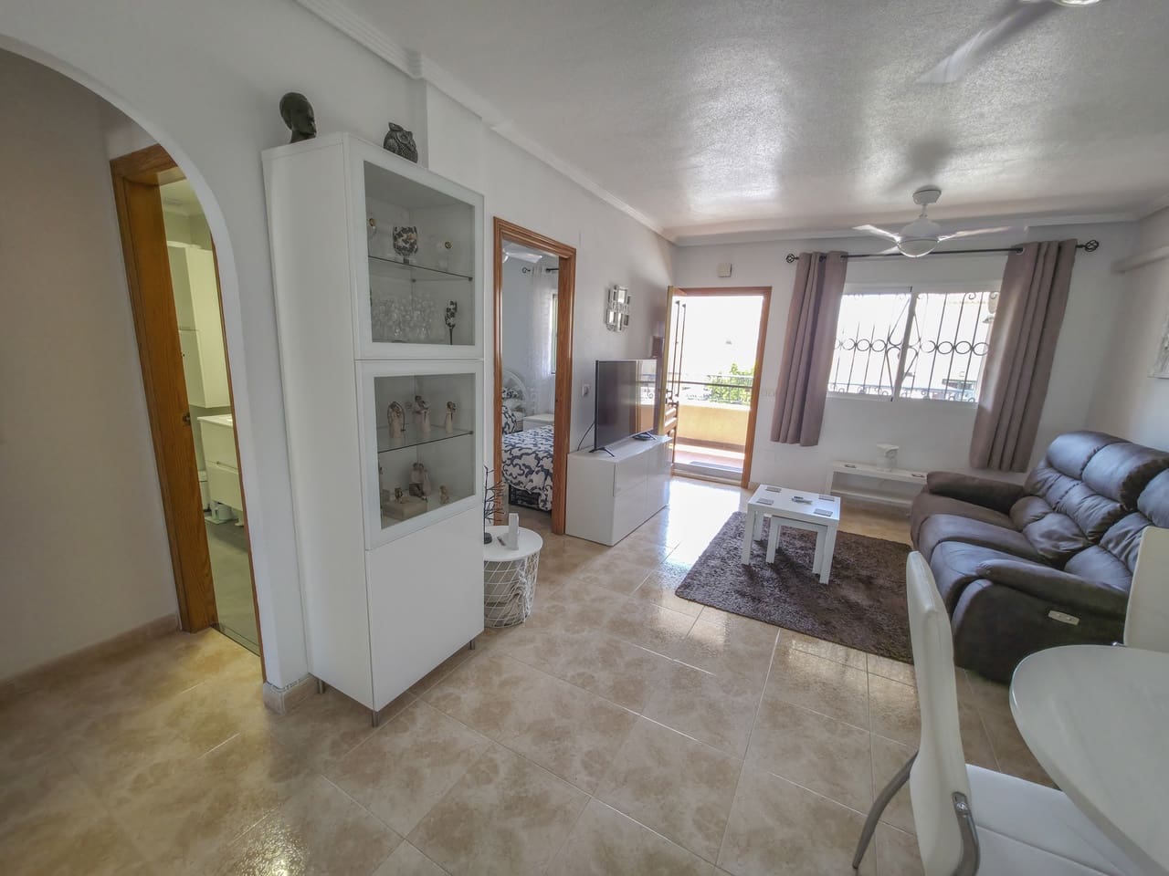 2 sovrum Lägenhet till salu i Villamartin med pool - 149 950 € (Ref: 9986245)