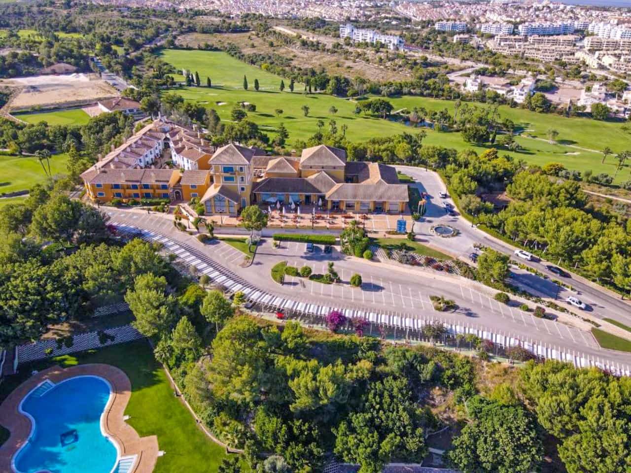 2 sovrum Lägenhet till salu i Villamartin med pool - 149 950 € (Ref: 9986245)