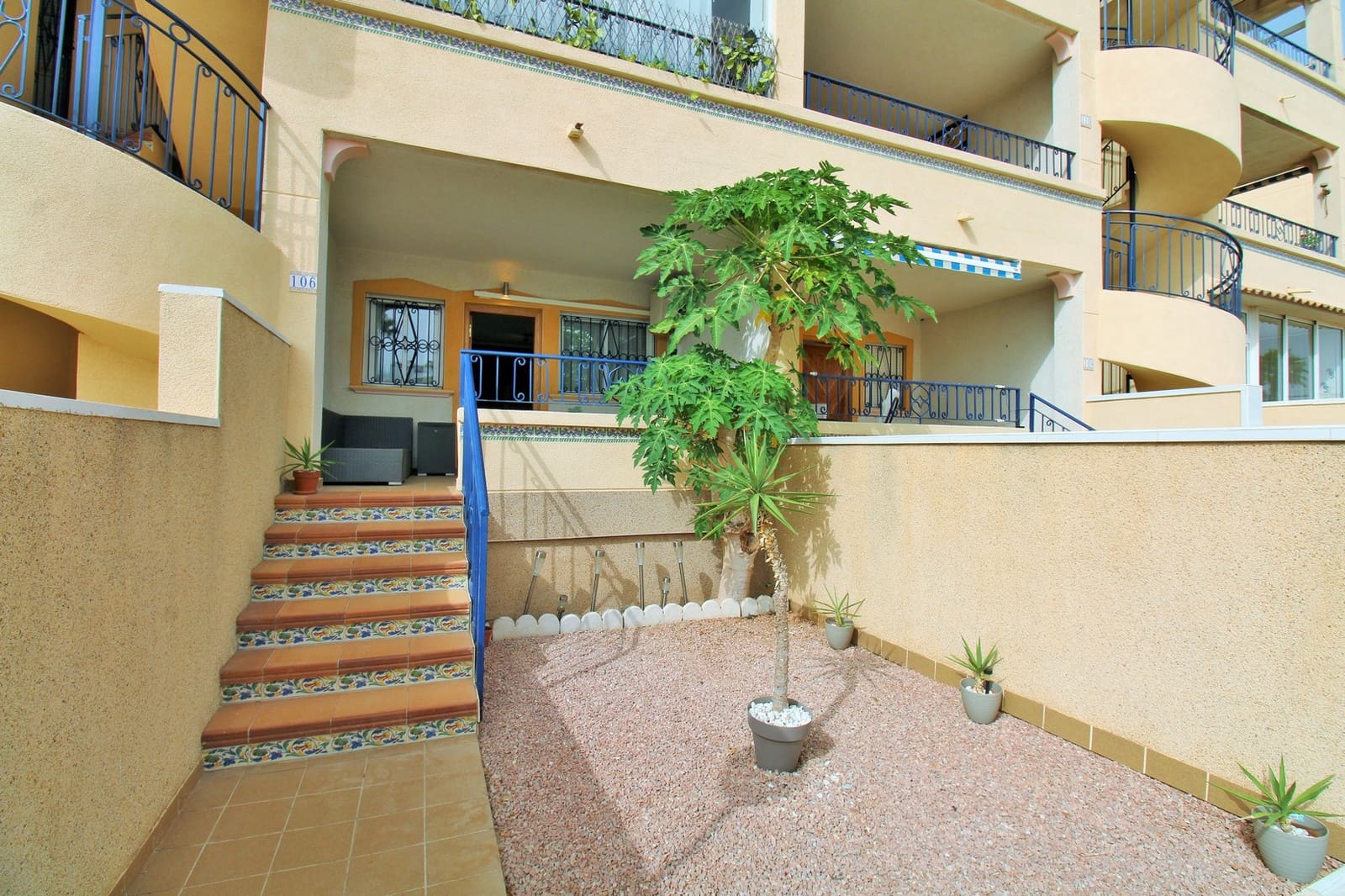 2 sovrum Lägenhet till salu i Orihuela Costa med pool - 149 950 € (Ref: 9995406)