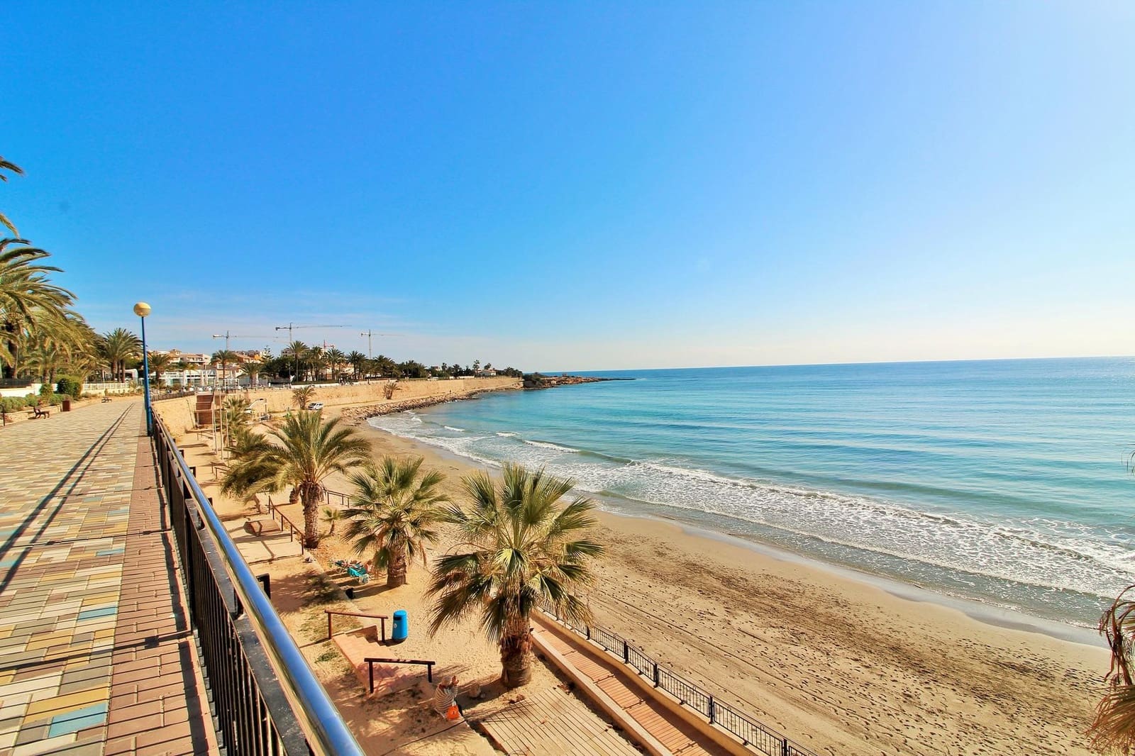 2 sovrum Lägenhet till salu i Orihuela Costa med pool - 149 950 € (Ref: 9995406)