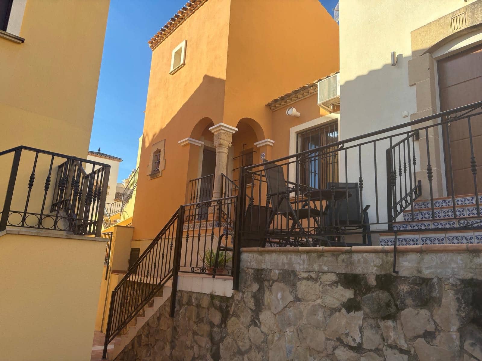 3 quarto Casa em Banda para venda em Algorfa com piscina - 249 000 € (Ref: 9995409)