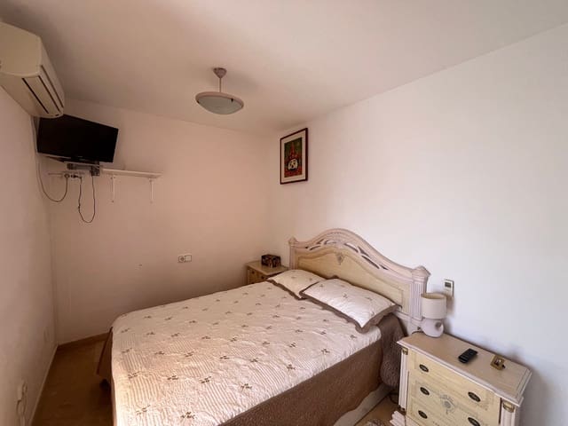 3 soverom Hus til salgs i Playa Flamenca, Orihuela med svømmebasseng - € 259 995 (Ref: 9995410)