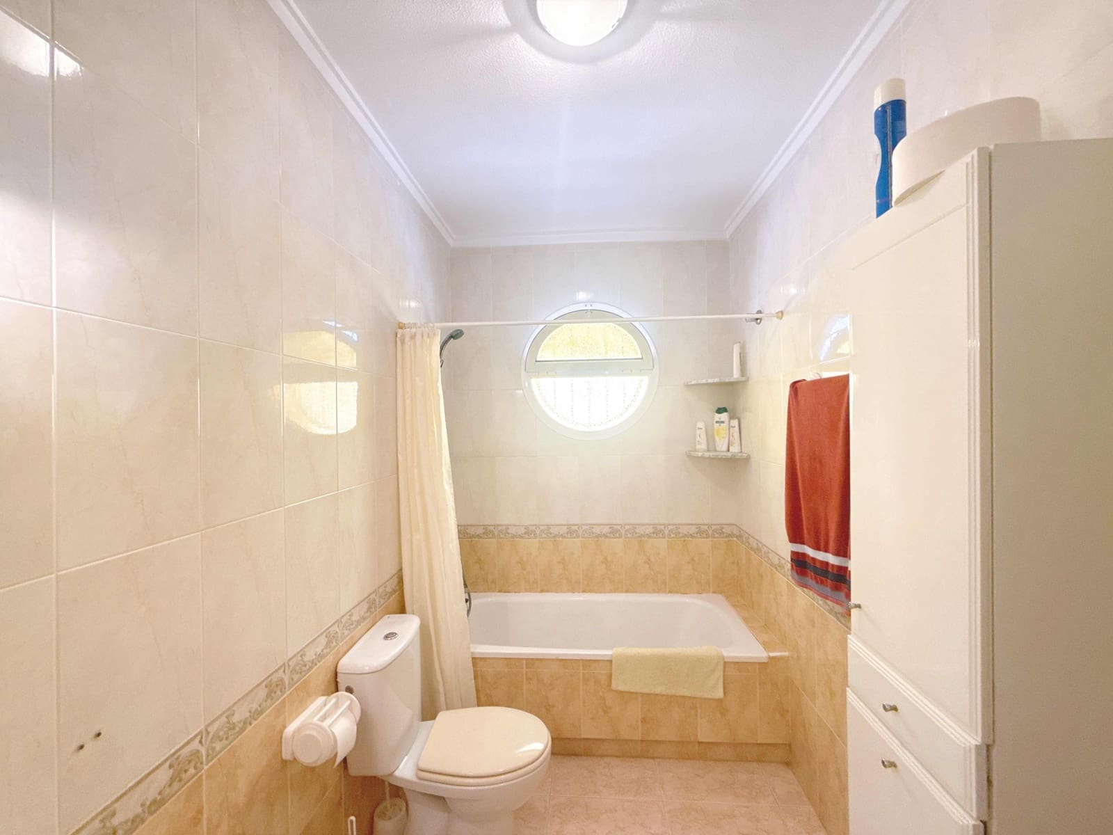 Casa de 3 habitaciones en Orihuela Costa en venta con piscina - 179.950 € (Ref: 9995411)