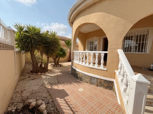 2 slaapkamer Villa te koop in Ciudad Quesada, Rojales met zwembad - € 249.000 (Ref: 9996382)