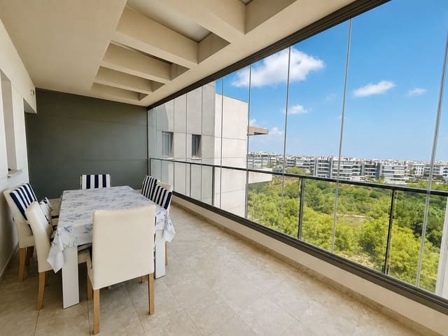2 soverom Leilighet til salgs i Los Dolses, Orihuela med svømmebasseng garasje - € 299 000 (Ref: 9996384)