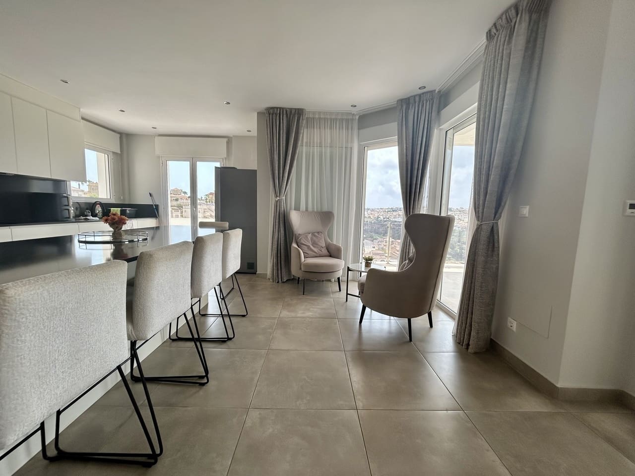 4 Zimmer Villa zu verkaufen in Ciudad Quesada mit Pool Garage - 925.000 € (Ref: 9996385)