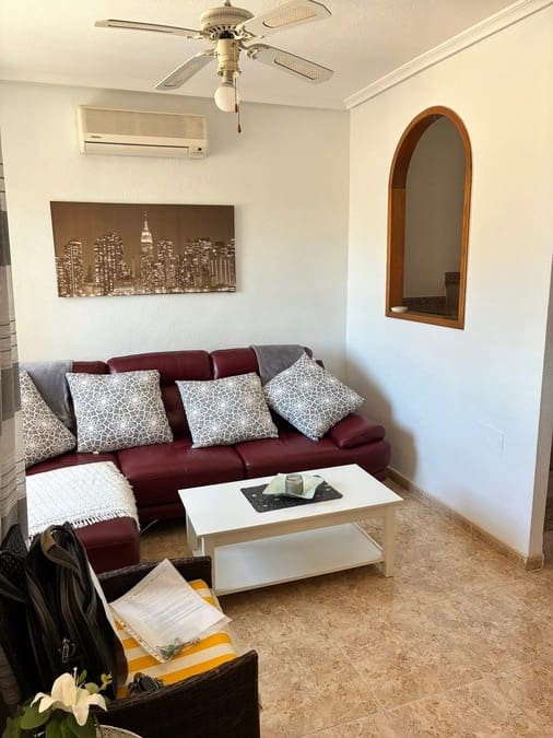3 soverom Hus til salgs i Villamartin med svømmebasseng - € 199 995 (Ref: 9996387)