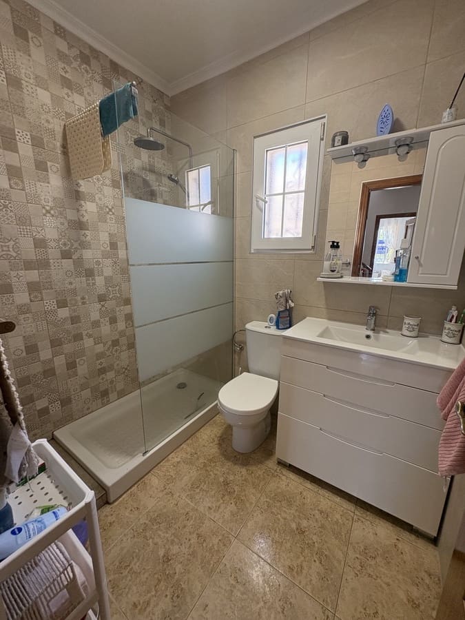 3 soverom Hus til salgs i Villamartin med svømmebasseng - € 199 995 (Ref: 9996387)
