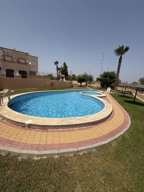3 soverom Hus til salgs i Villamartin med svømmebasseng - € 199 995 (Ref: 9996387)