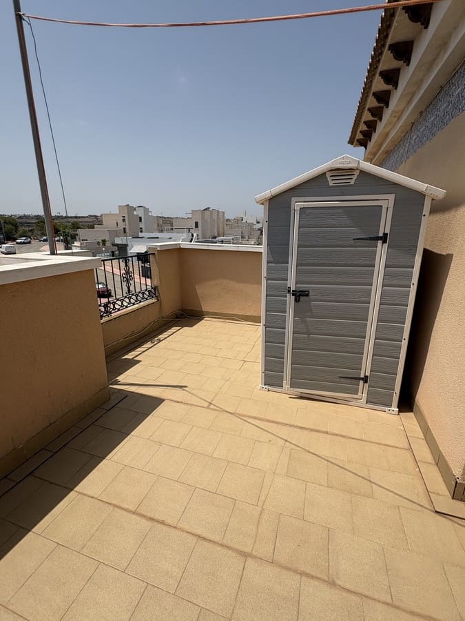 3 soverom Hus til salgs i Villamartin med svømmebasseng - € 199 995 (Ref: 9996387)