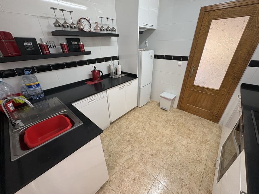 3 soverom Hus til salgs i Villamartin med svømmebasseng - € 199 995 (Ref: 9996387)
